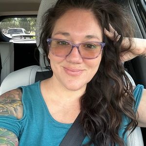 Meet your Posher, Krystal